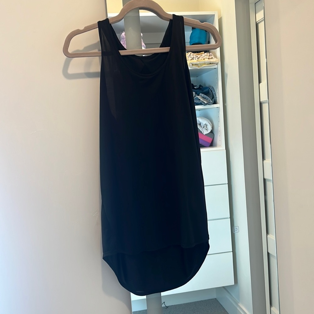 Lululemon Flowy Black Racerback Tank